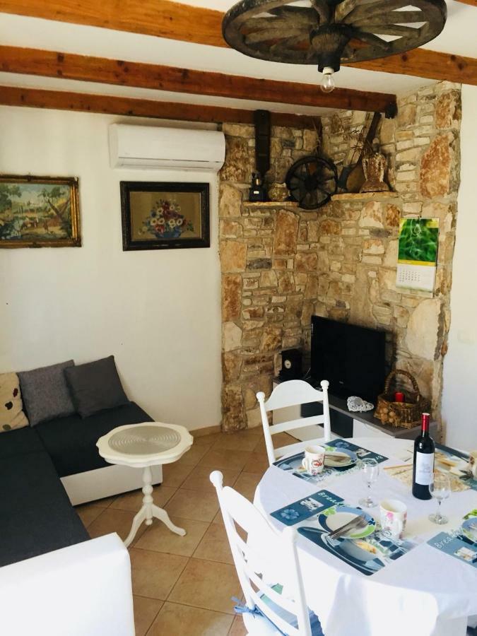 Apartment Josipa Premantura Kültér fotó